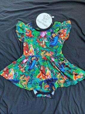 Girls' Green Themed Lion Print One-Piece Bamboo With Bow Back Bodysuit Twirl